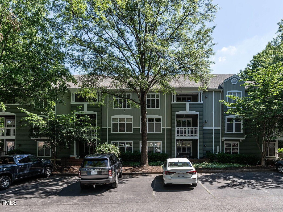 1010 Nicholwood Drive # 201, Raleigh NC 27605