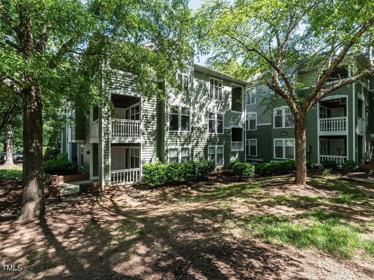 1010 Nicholwood Drive # 201, Raleigh NC 27605