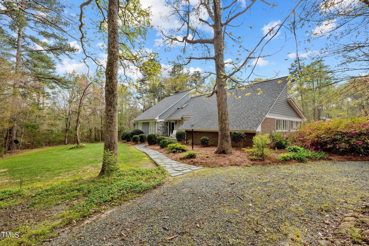 6427 Lindley Mill Road, Graham NC 27253