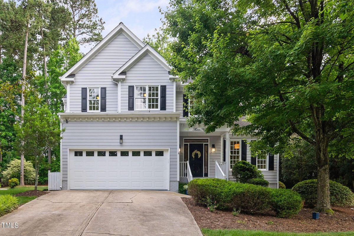 319 Glen Abbey Drive, Cary NC 27513 | MLS#10033924 | Raleigh Realty