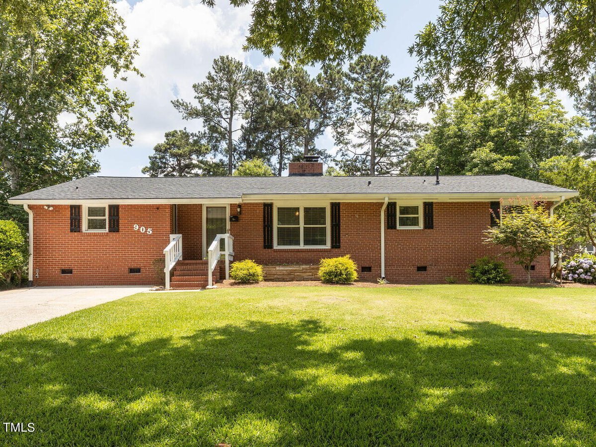 905 Vandora Avenue, Garner NC 27529