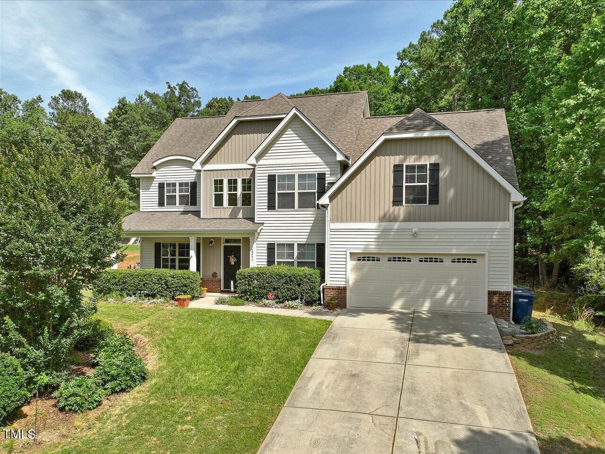 2207 Wimberly Woods Drive, Sanford NC 27330