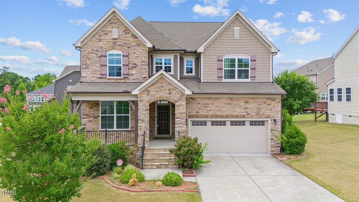 262 Crestmont Ridge Drive, Apex NC 27523