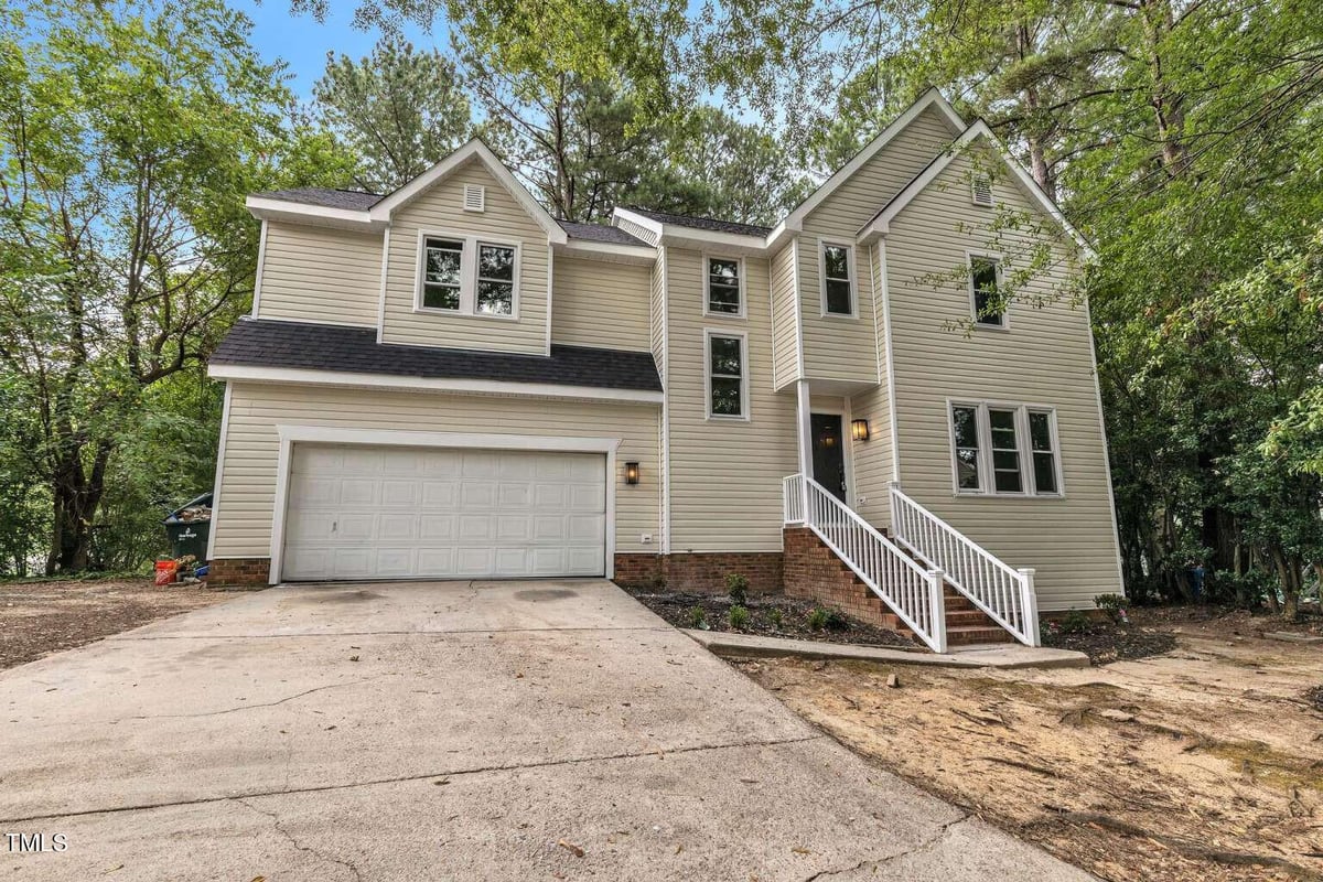 5416 Wheatcross Place, Raleigh NC 27610