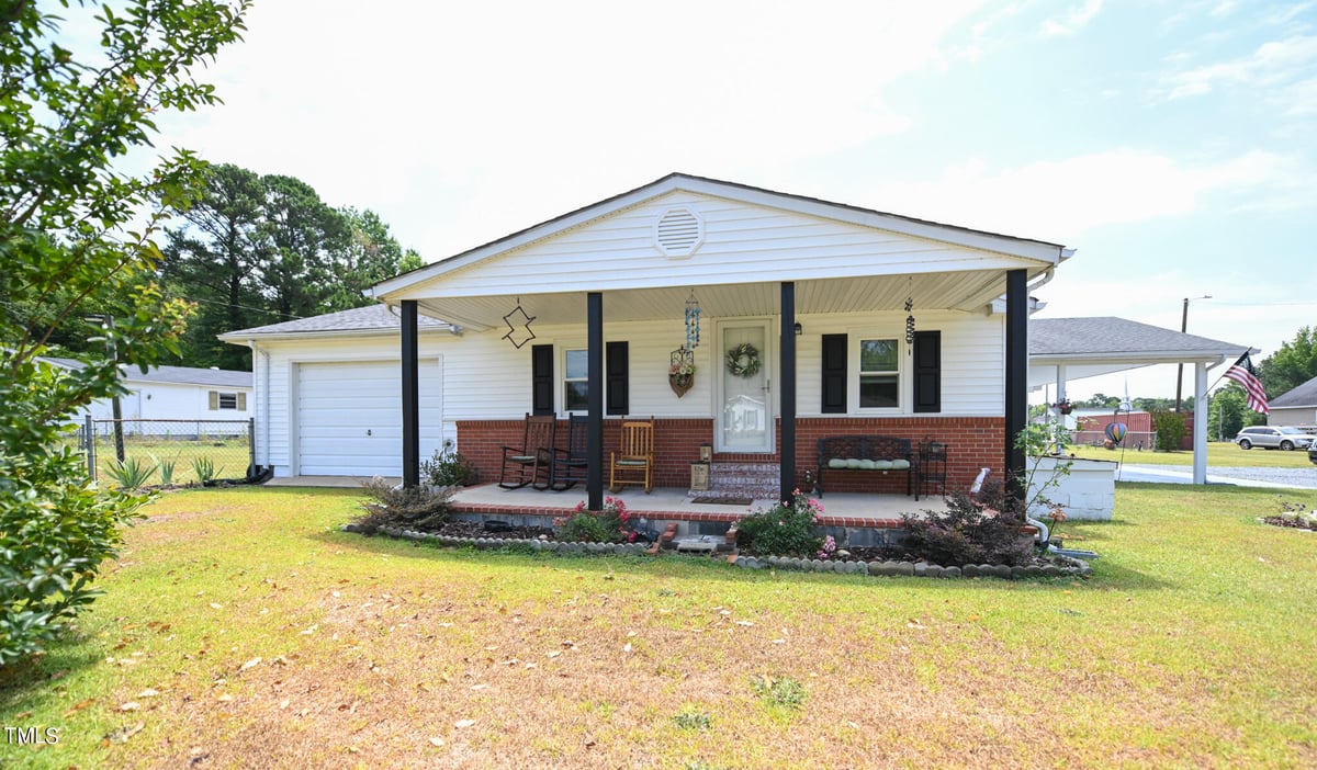 101 Mulberry Lane, Dunn NC 28334