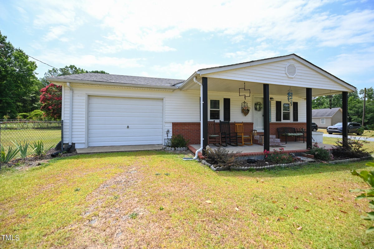 101 Mulberry Lane, Dunn NC 28334