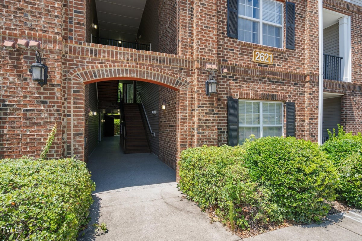 2621 Oldgate # 103, Raleigh NC 27604