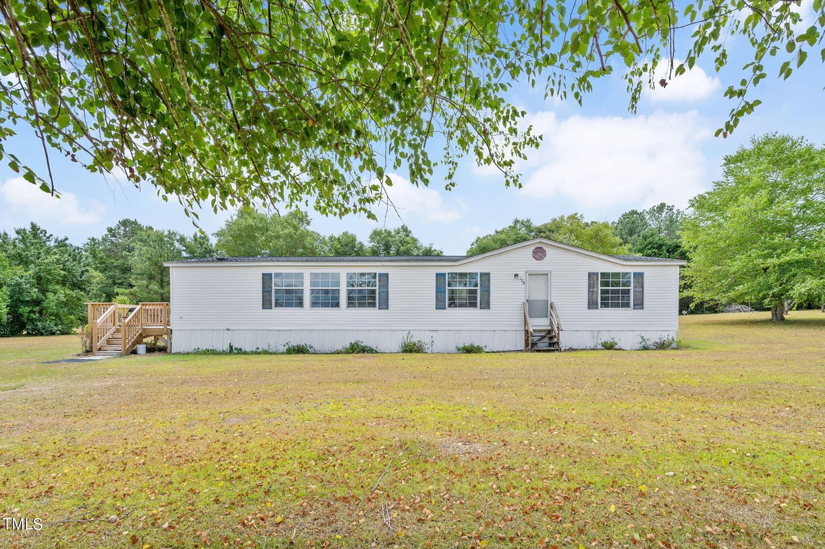 108 Denn-Field Lane, Dunn NC 28334