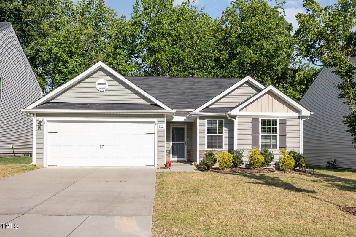 312 Rustling Way, Zebulon NC 27597