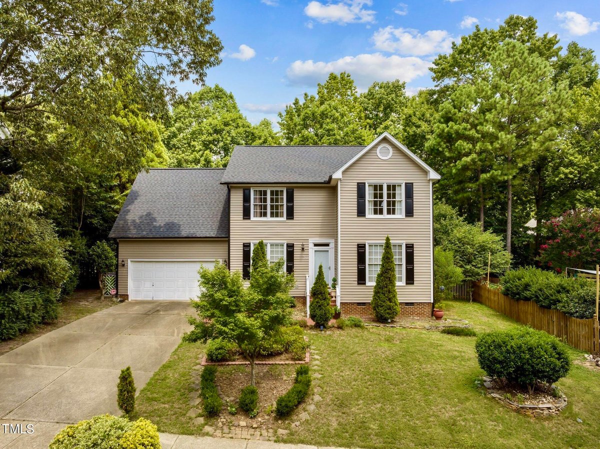 2413 Finley Ridge Lane, Raleigh NC 27615