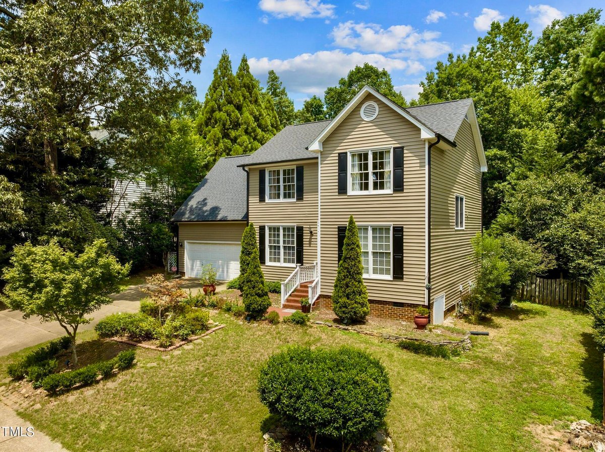 2413 Finley Ridge Lane, Raleigh NC 27615