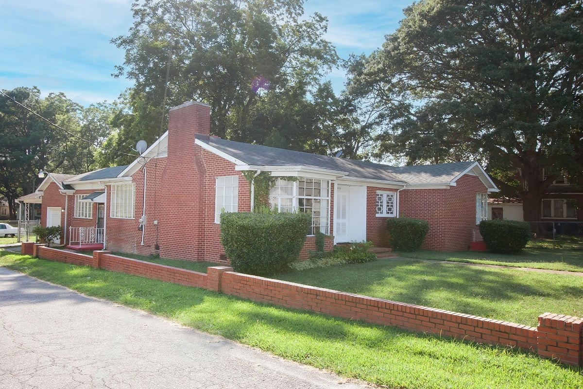 203 Rockspring Street, Henderson NC 27536