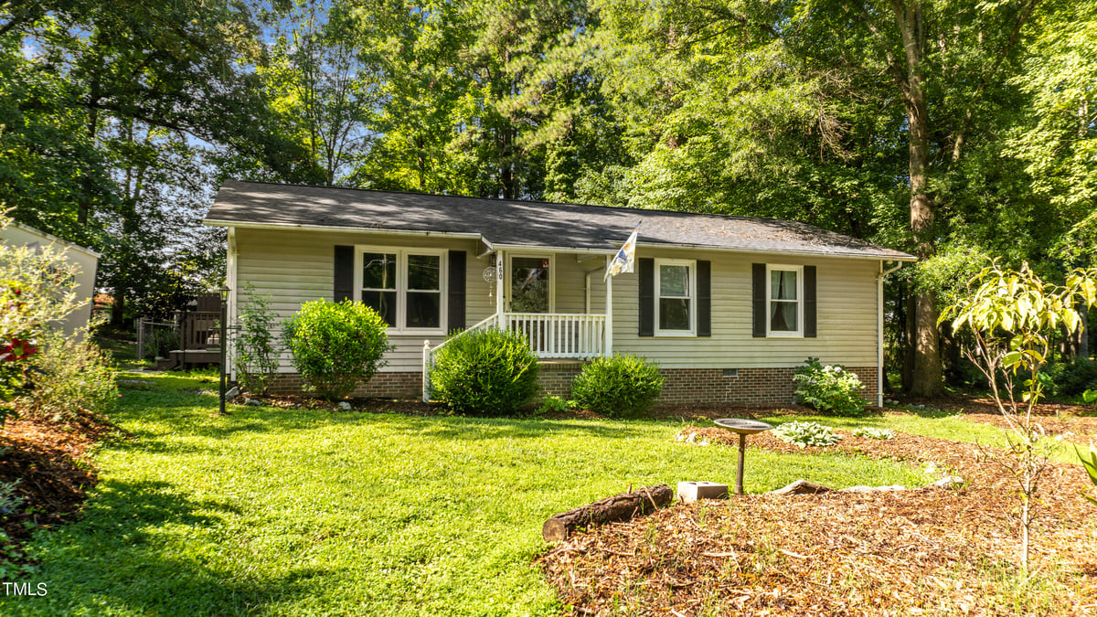 460 Cedar Lane, Mebane NC 27302