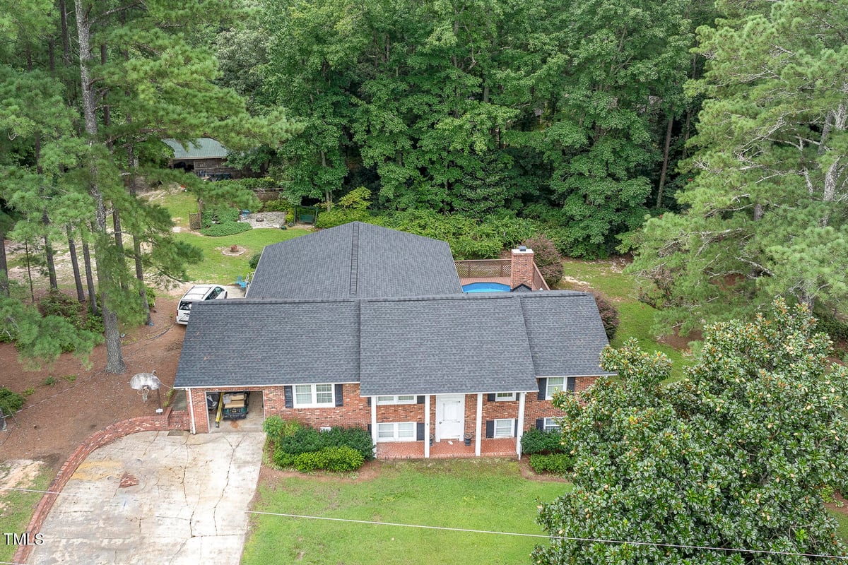 184 Pine Street E, Lillington NC 27546