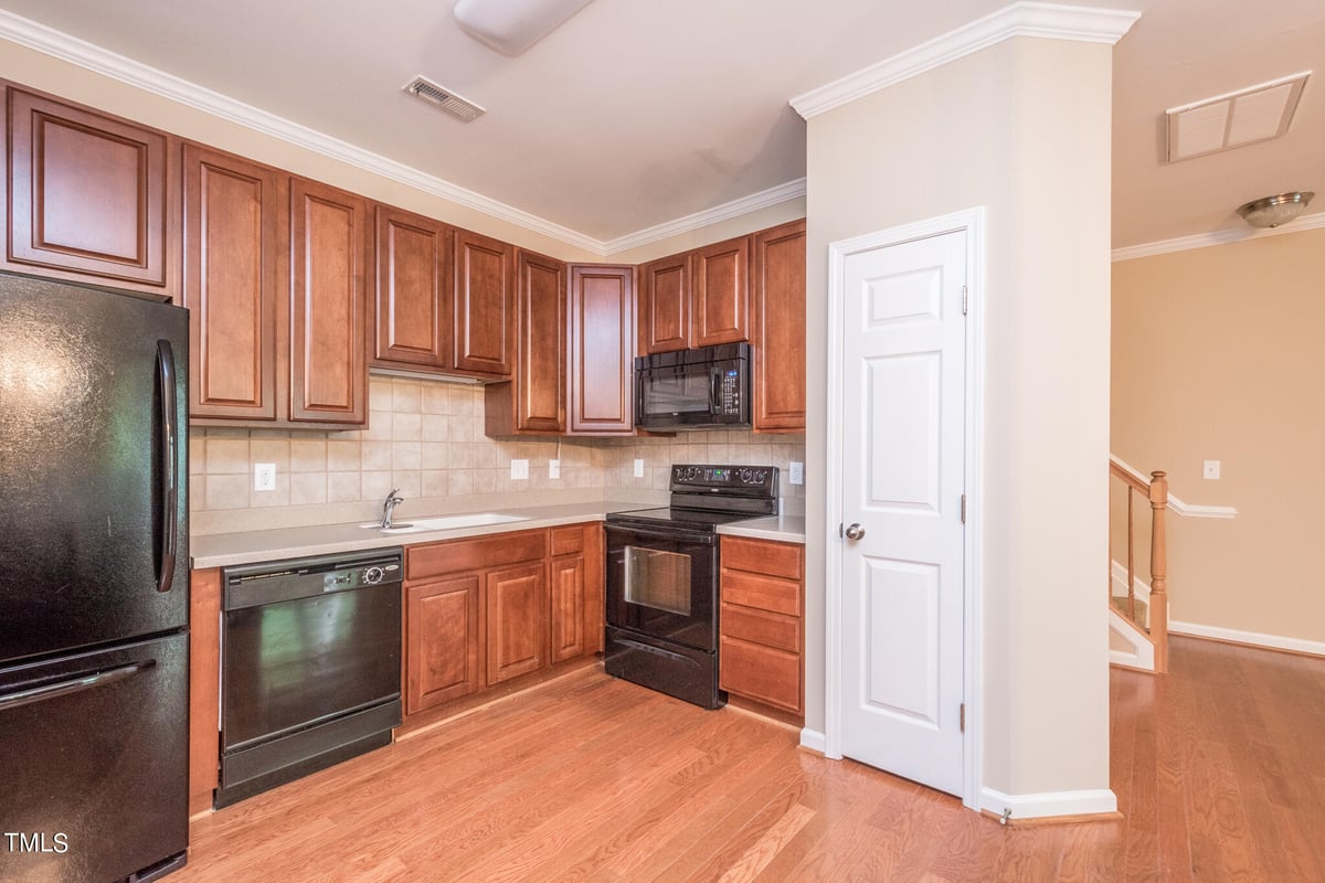 2230 Valley Edge Drive # 105, Raleigh NC 27614