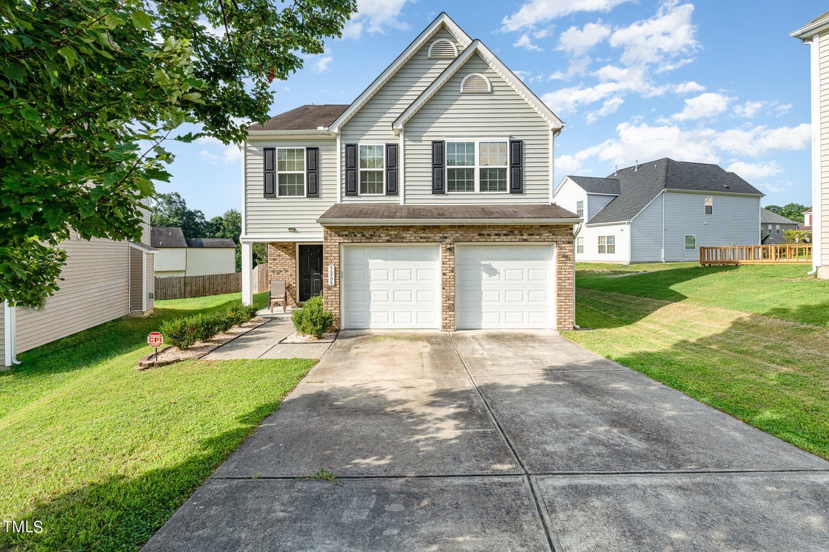 5208 Chasteal Trail, Raleigh NC 27610