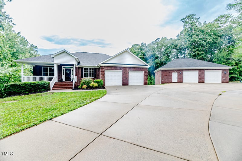 320 Copper Ridge Drive, Sanford NC 27330