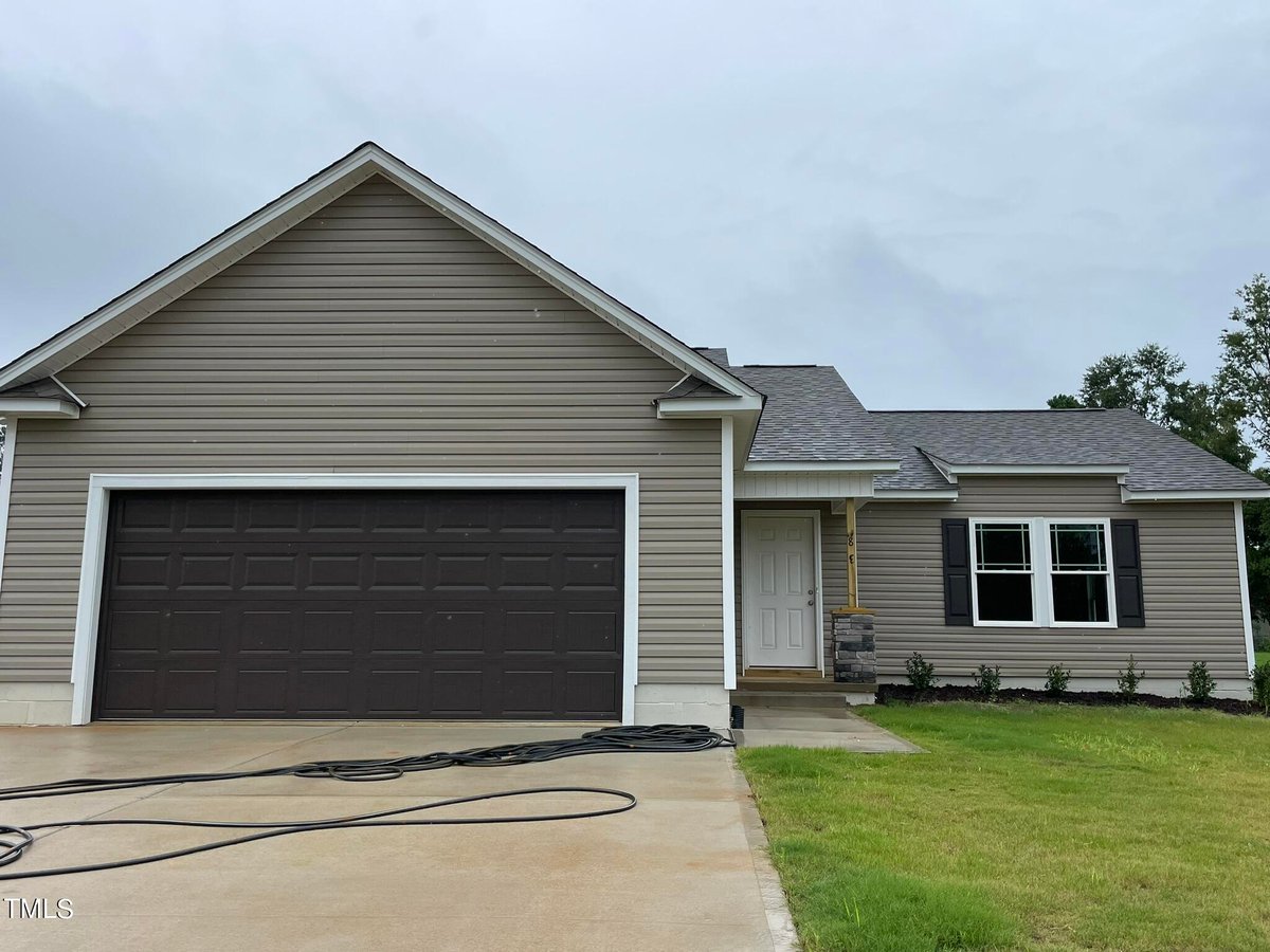 83 Oakfield Trace Drive, Four Oaks NC 27524