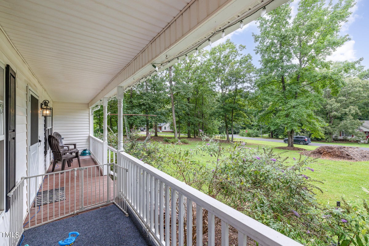 100 Beaver Ridge Way, Benson NC 27504