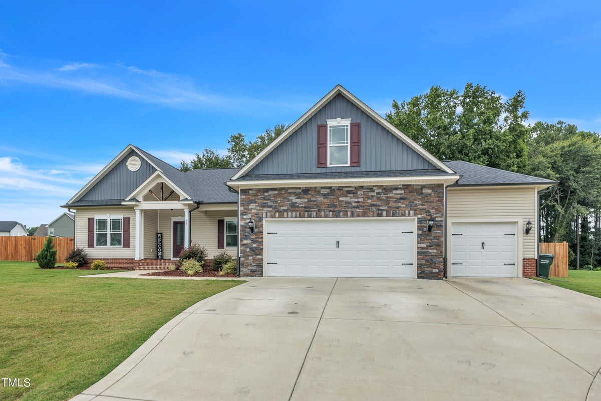 97 Shady Oaks Drive, Benson NC 27504