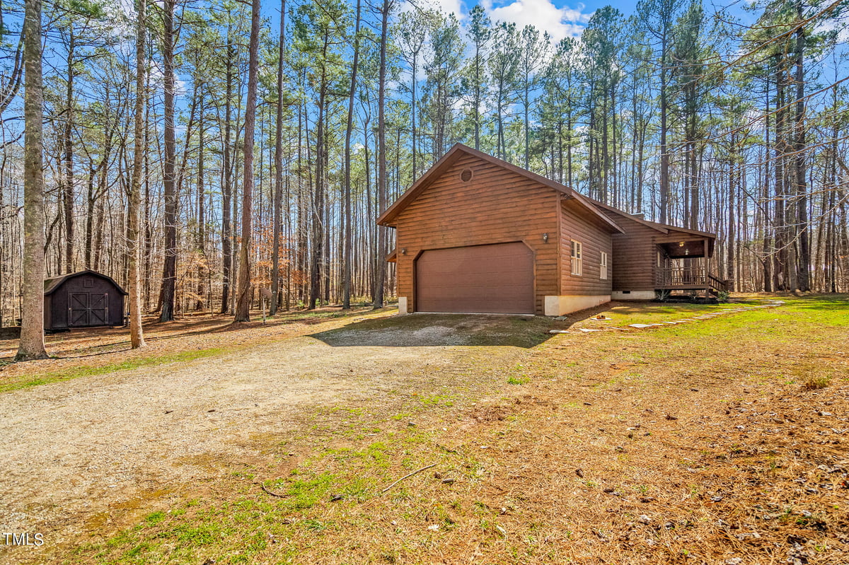 1101 Dimmocks Mill Road, Hillsborough NC 27278