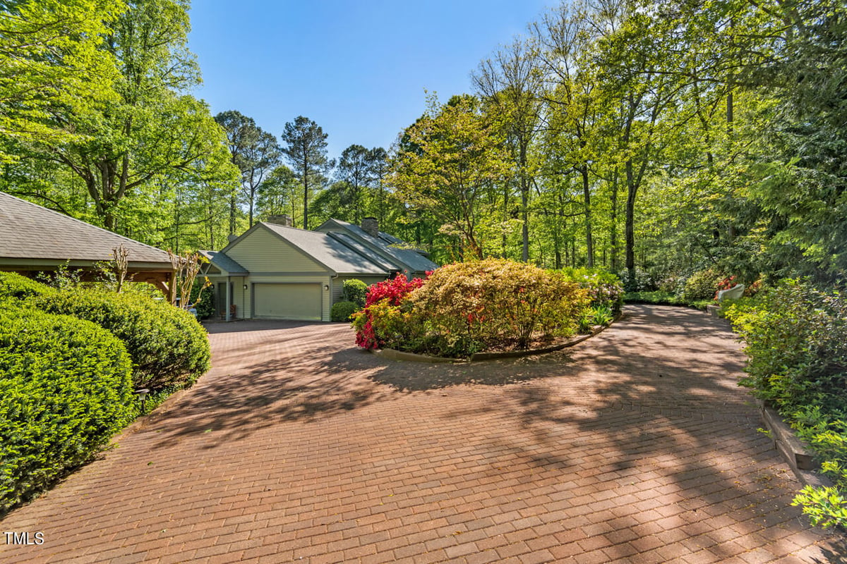 2227 Graystone Lane, Chapel Hill NC 27514