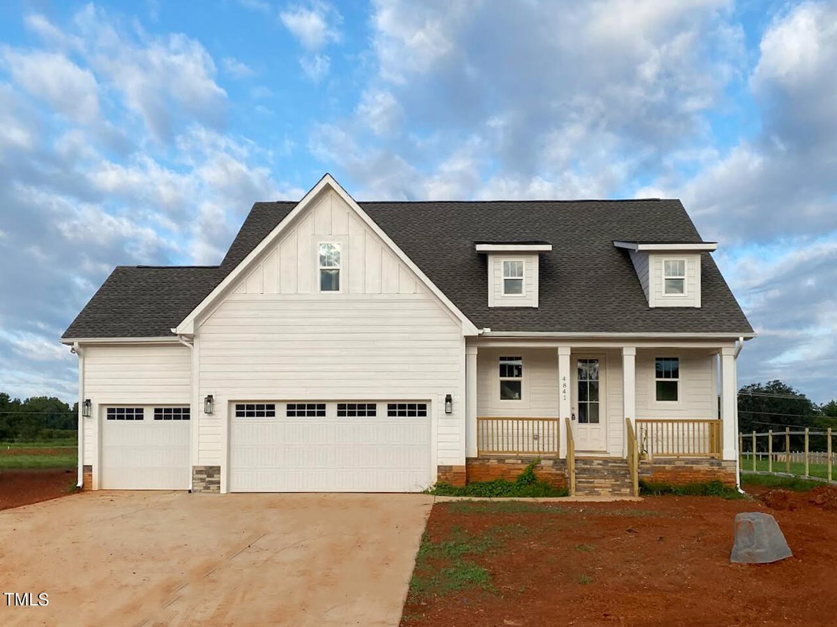 4841 Grosbeak Court, Mebane NC 27302