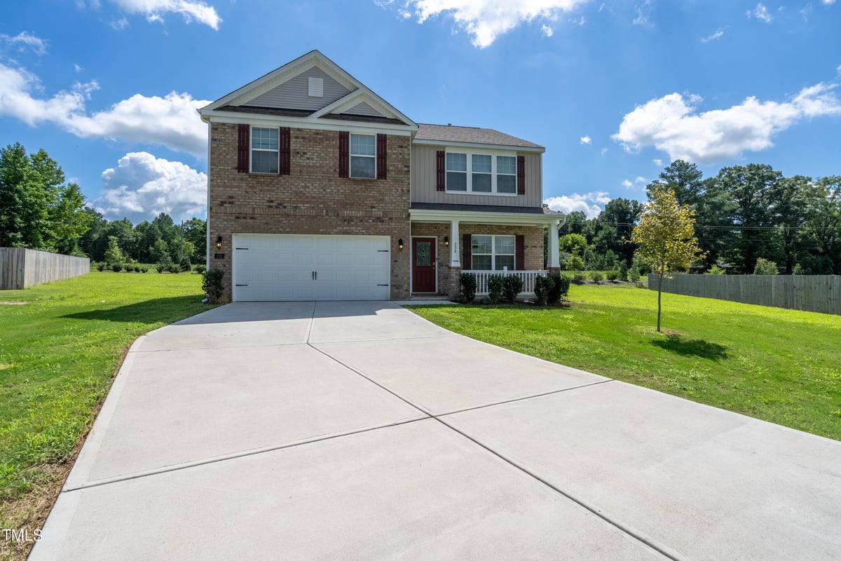 252 Simply Country Lane, Lillington NC 27546