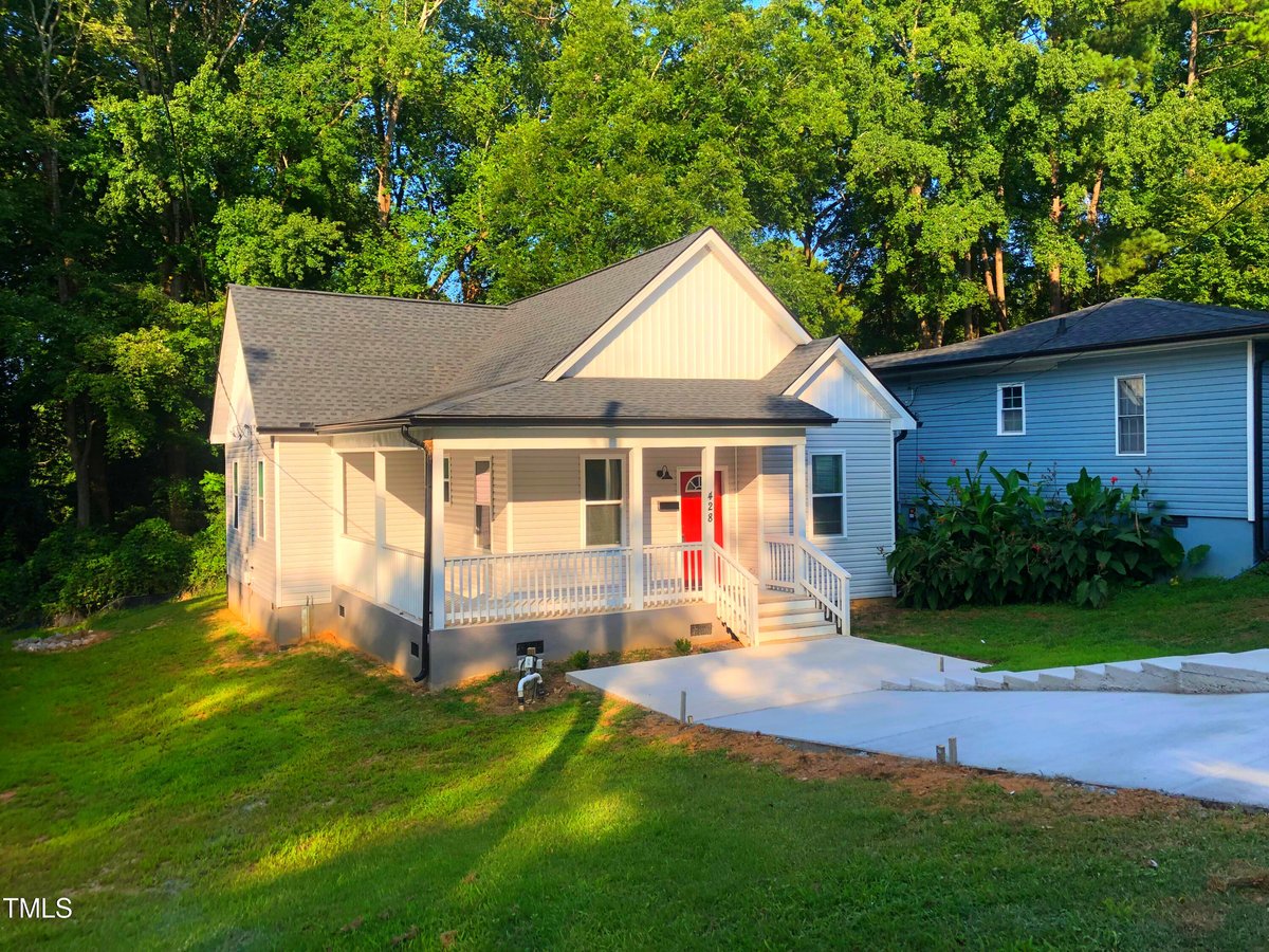 428 E Stallings Street, Clayton NC 27520