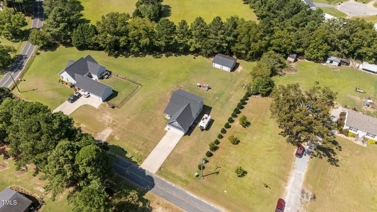 392 Fred Tew Road, Dunn NC 28334