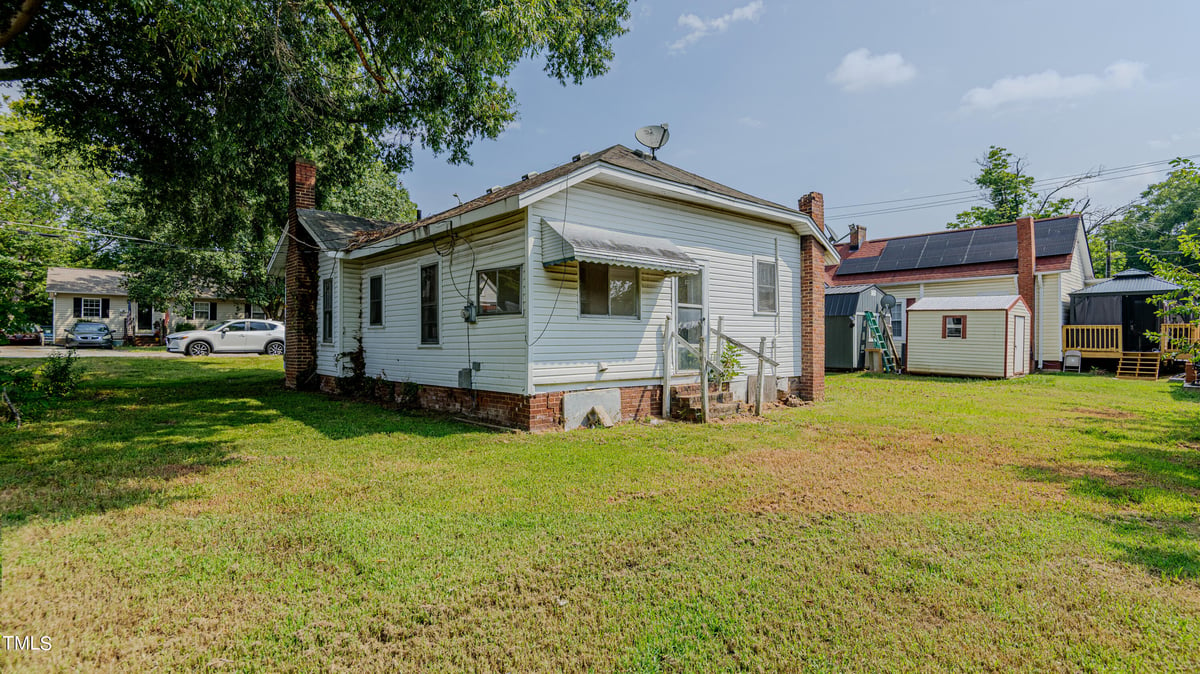 402 Poplar Street, Graham NC 27253