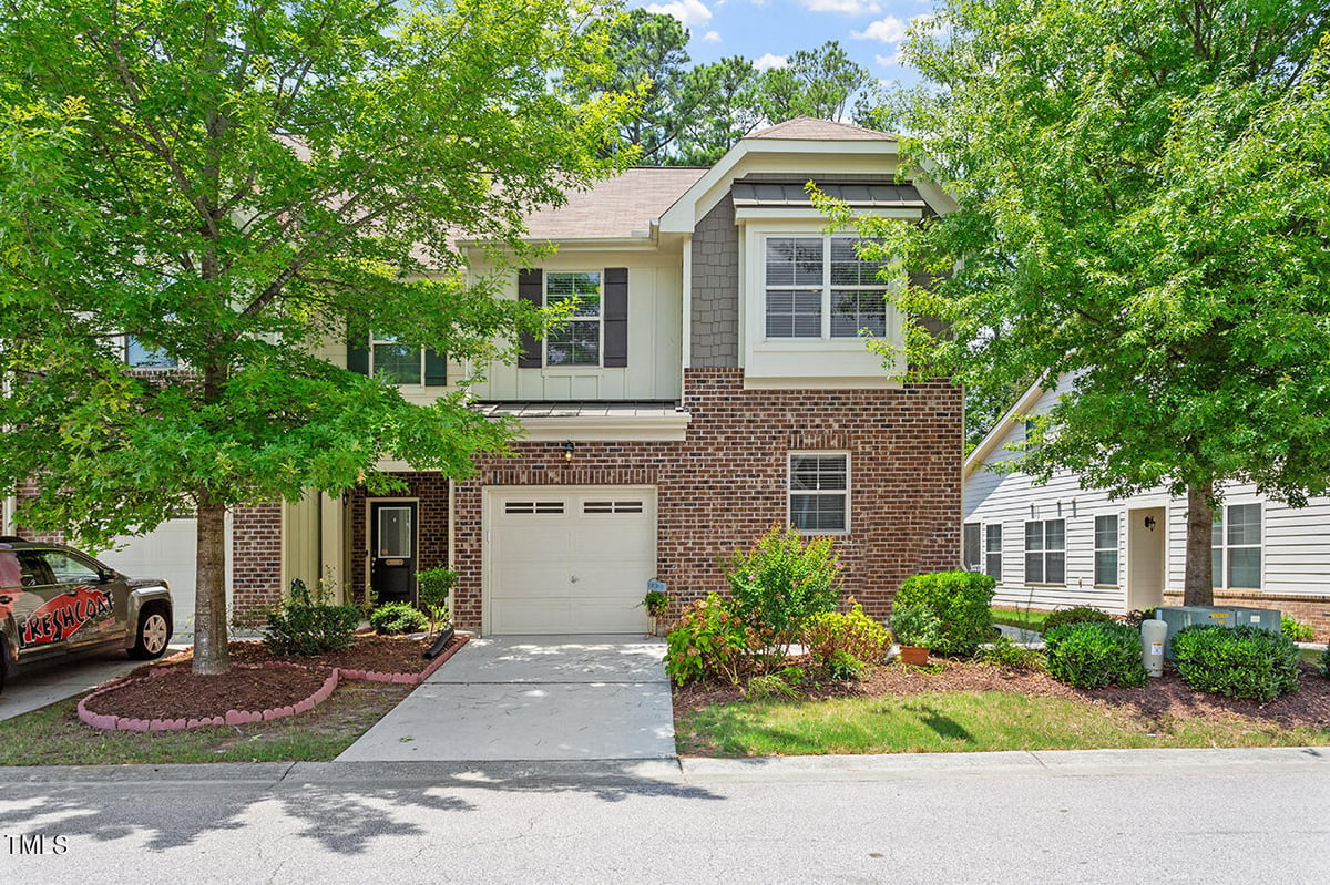 9911 Lynnberry Place, Raleigh NC 27617