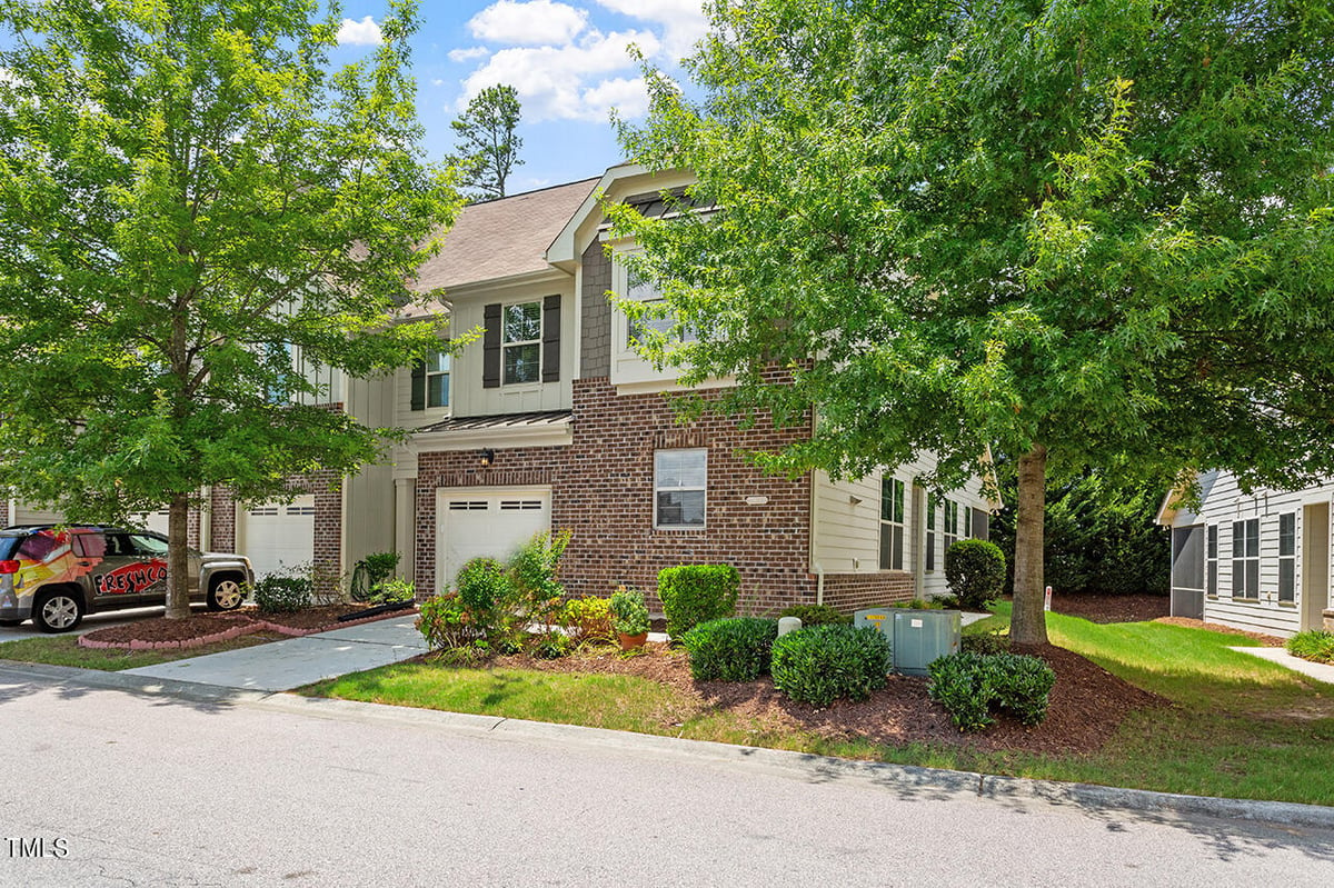 9911 Lynnberry Place, Raleigh NC 27617