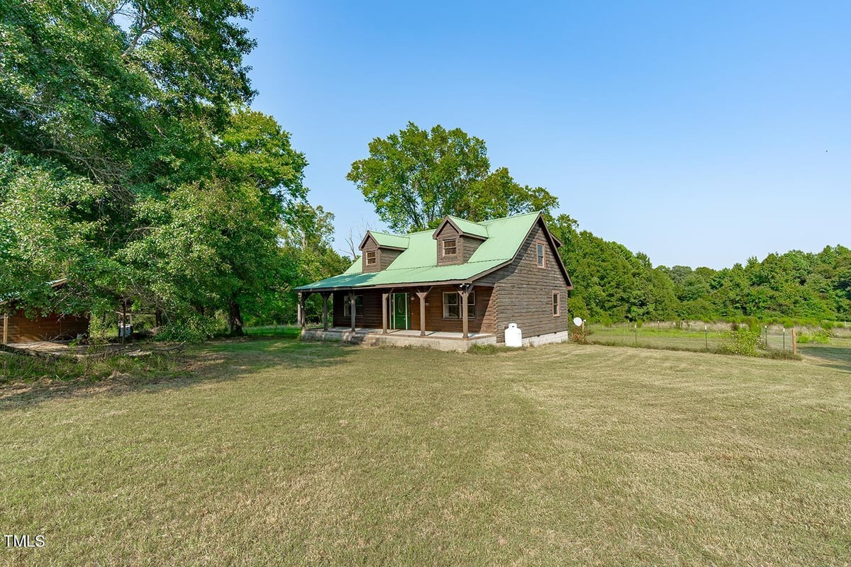 6704 Log Home Drive, Wendell NC 27591