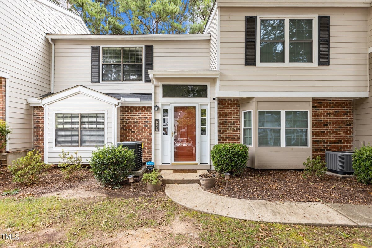 7707 Falcon Rest Circle, Raleigh NC 27615