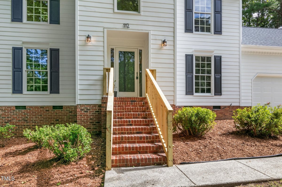 112 Ridgepath Way, Cary NC 27511