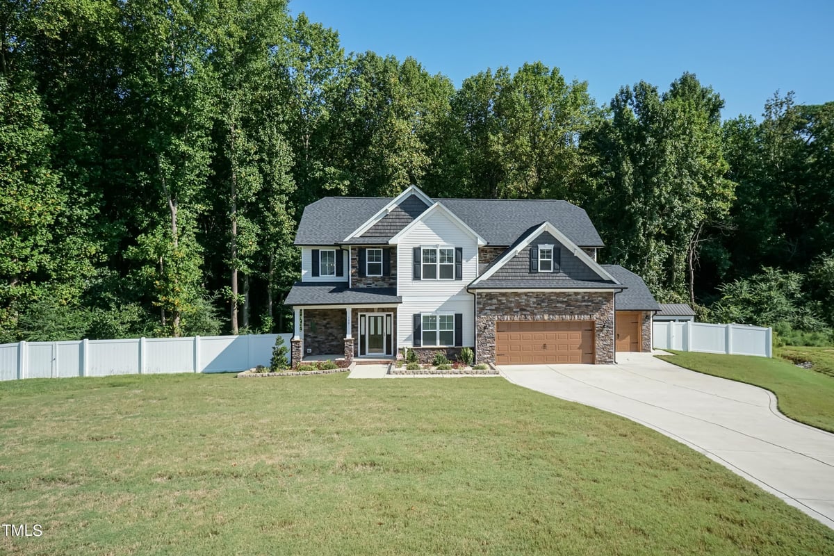 159 Shady Oaks Drive, Benson NC 27504