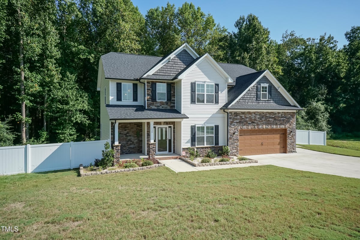 159 Shady Oaks Drive, Benson NC 27504