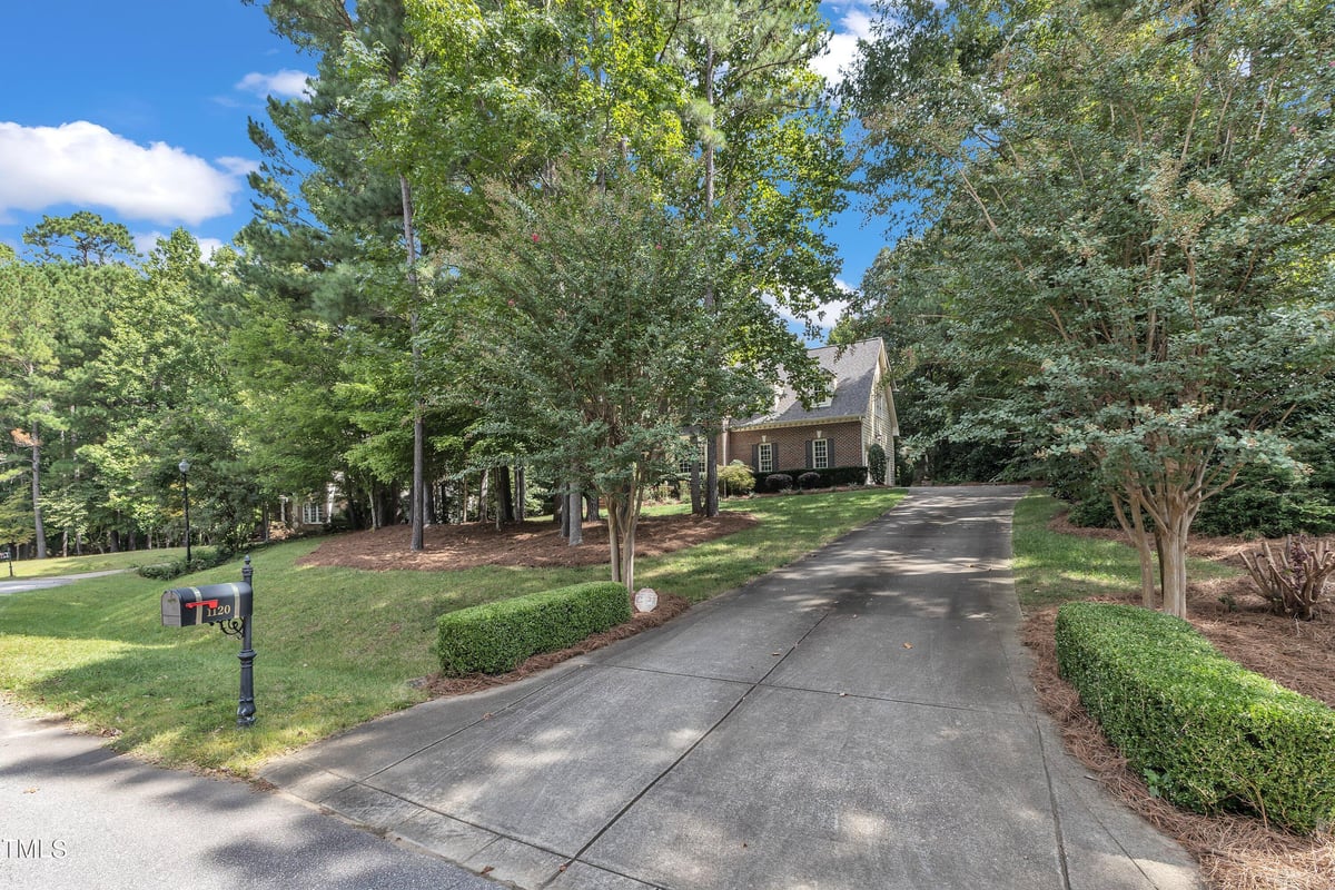 1120 Hawk Hollow Lane, Wake Forest NC 27587