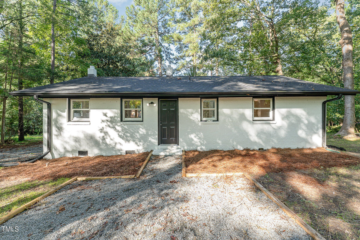 114 Glosson Circle, Carrboro NC 27510