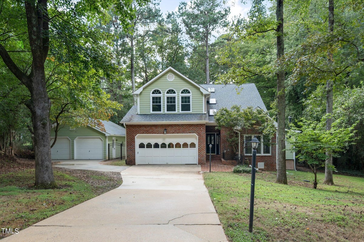 4101 Les Arbres Drive, Apex NC 27539