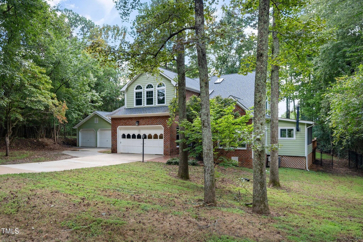 4101 Les Arbres Drive, Apex NC 27539