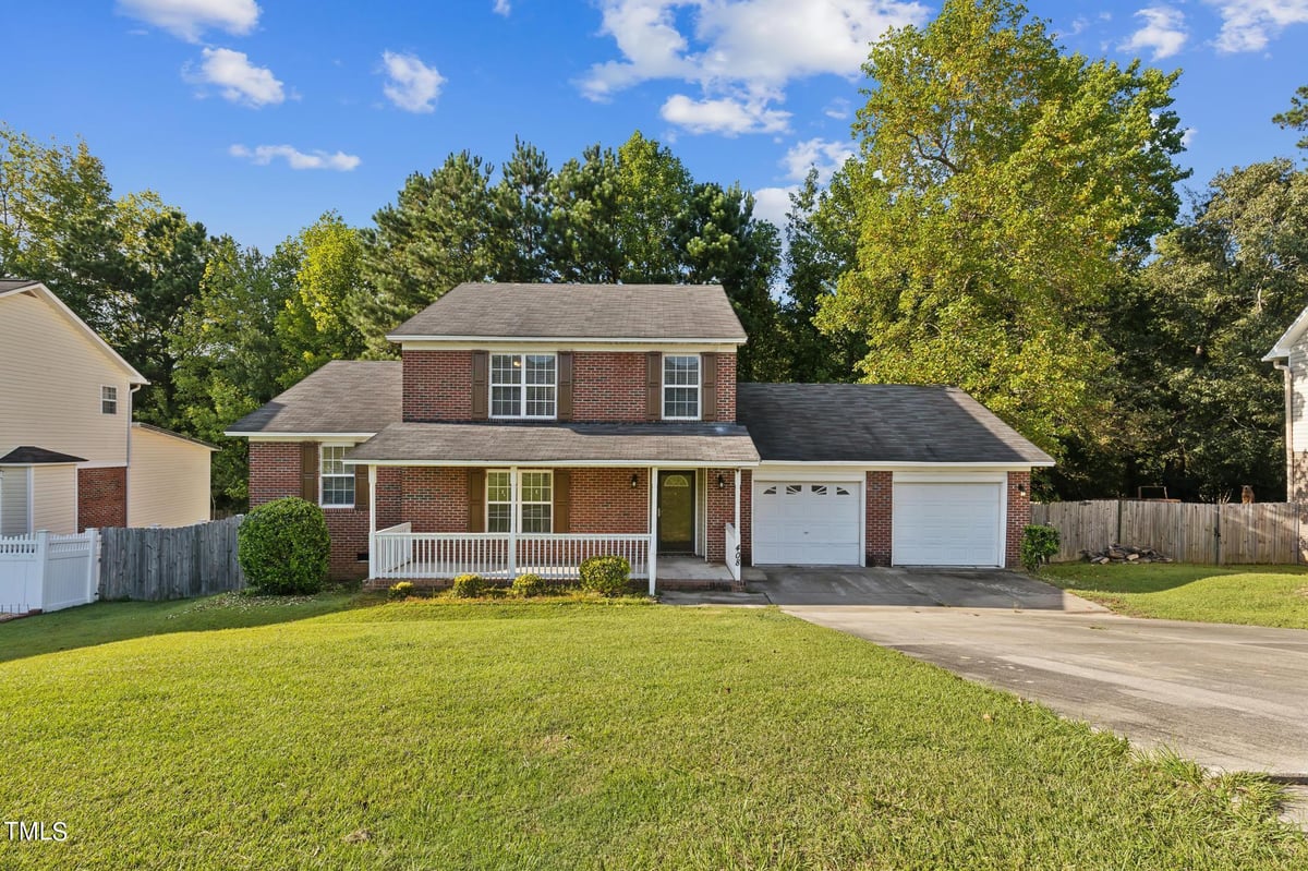 408 Chester Lake Place, Fayetteville NC 28301