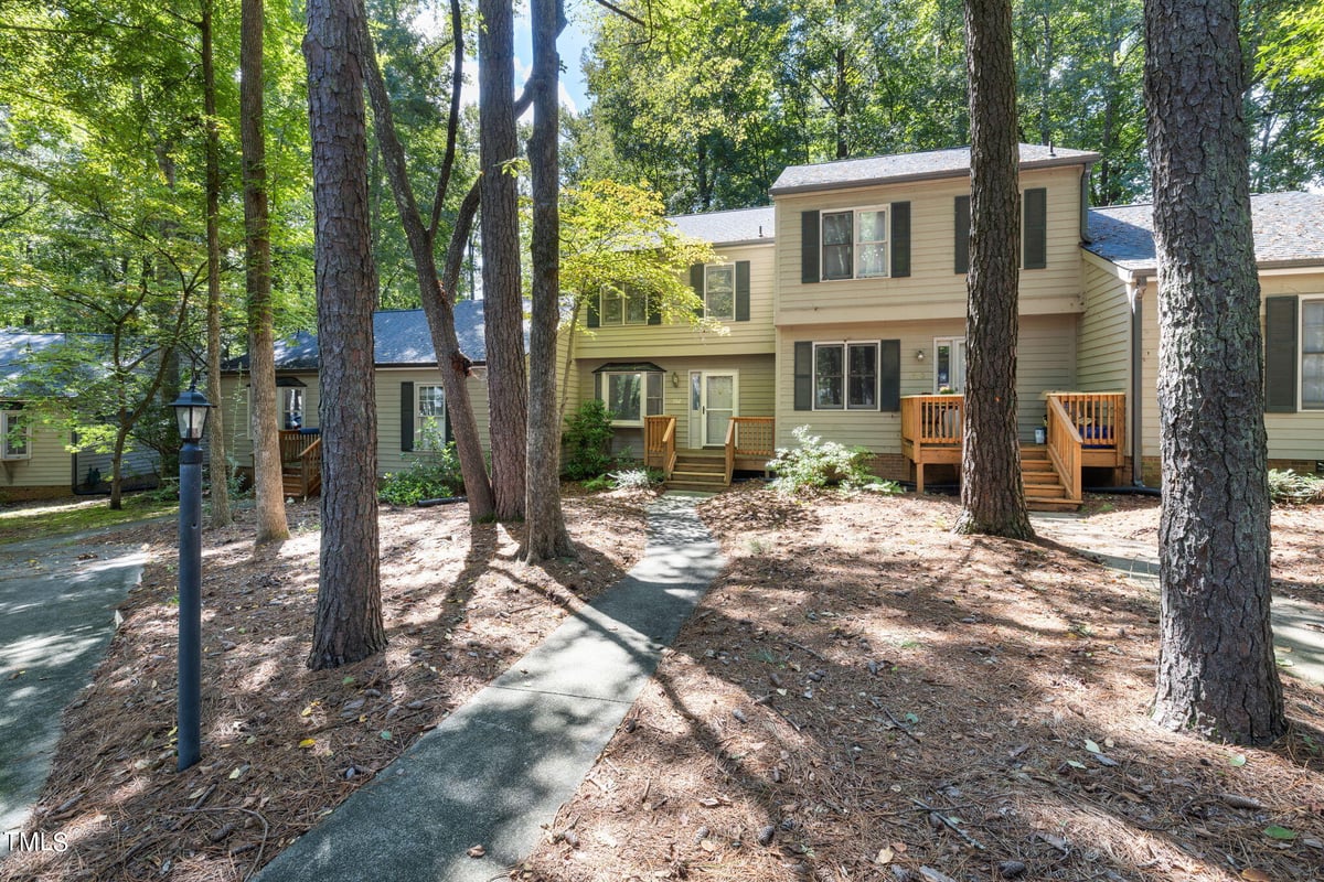 502 Forest Court, Carrboro NC 27510