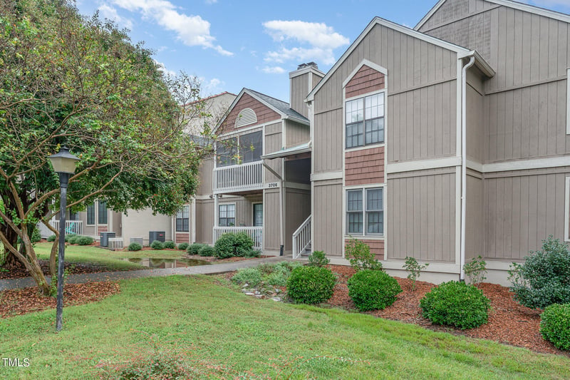 3706 Chimney Ridge Place # 201, Durham NC 27713