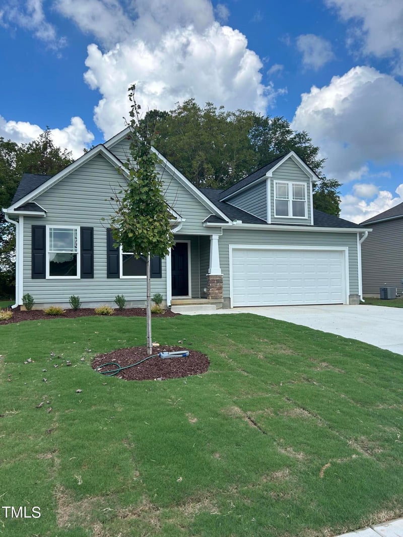 35 Oakfield Trace Drive, Four Oaks NC 27524