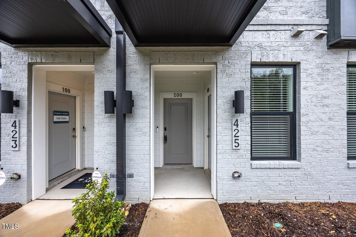 425 Wait Avenue # 200, Wake Forest NC 27587