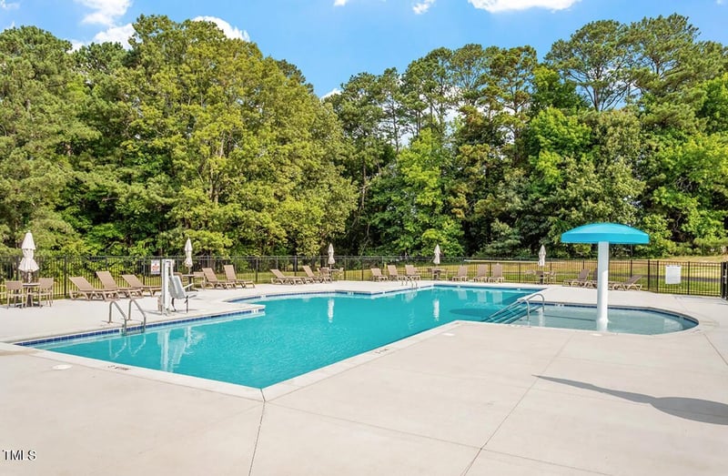 289 N Maple Walk Drive Court # 215, Garner NC 27529