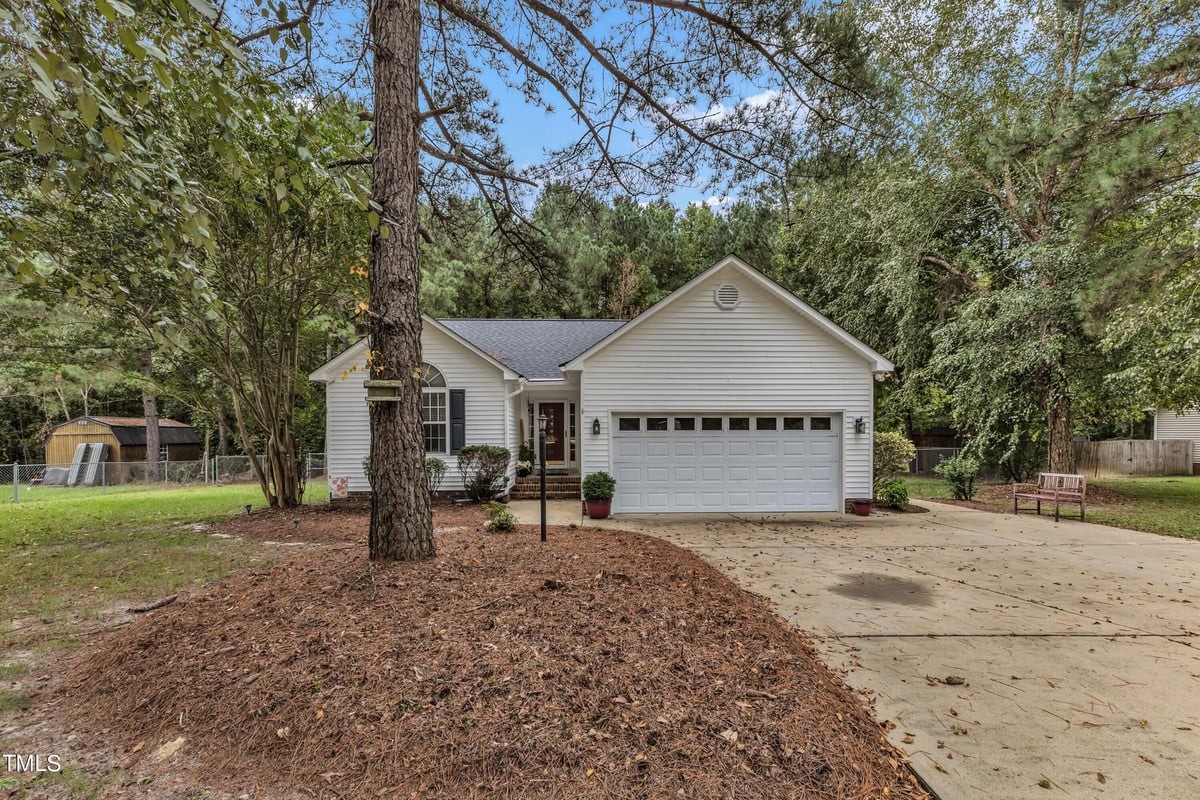 338 Parrish Farm Lane, Benson NC 27504