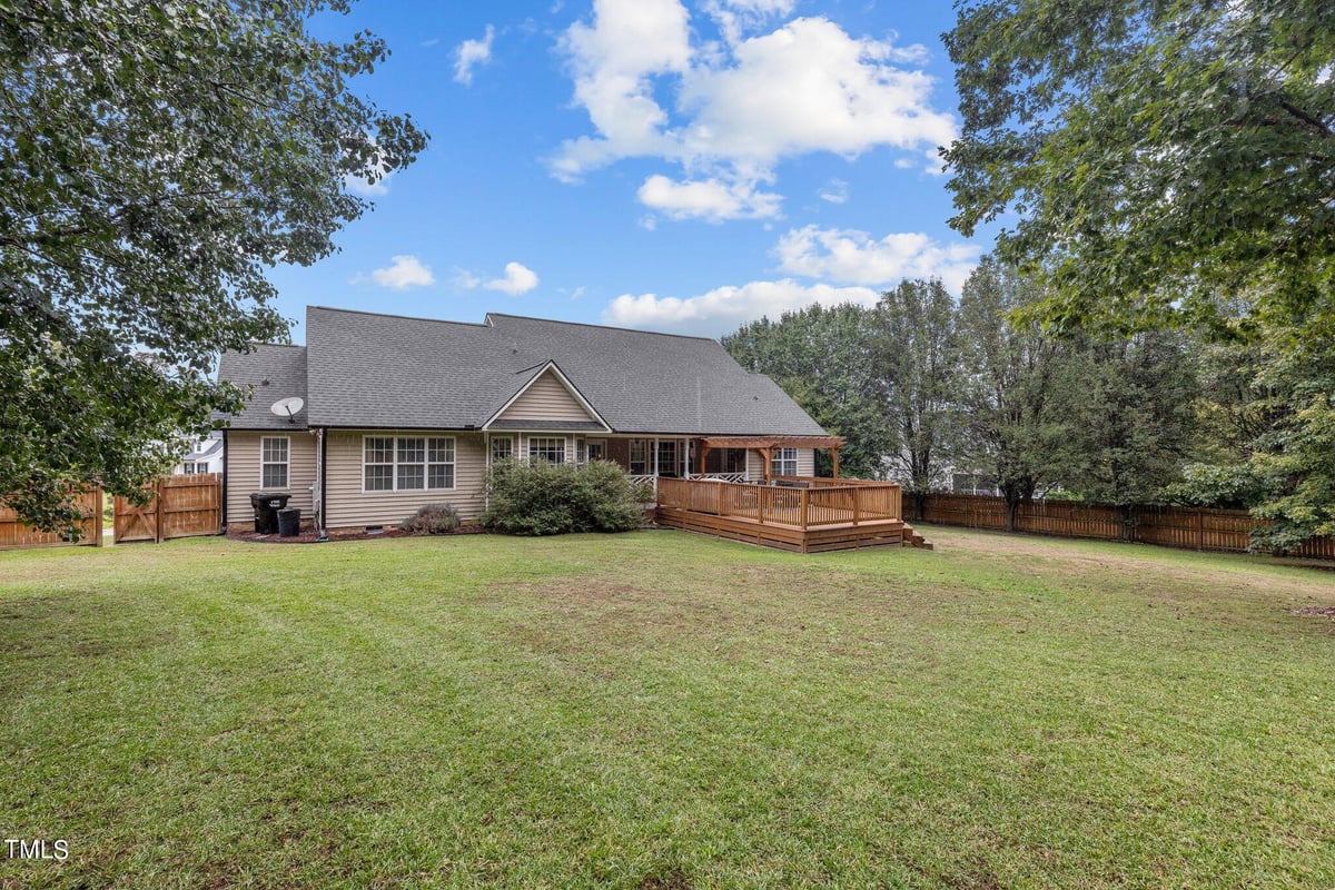 172 Foxglove Drive, Garner NC 27529